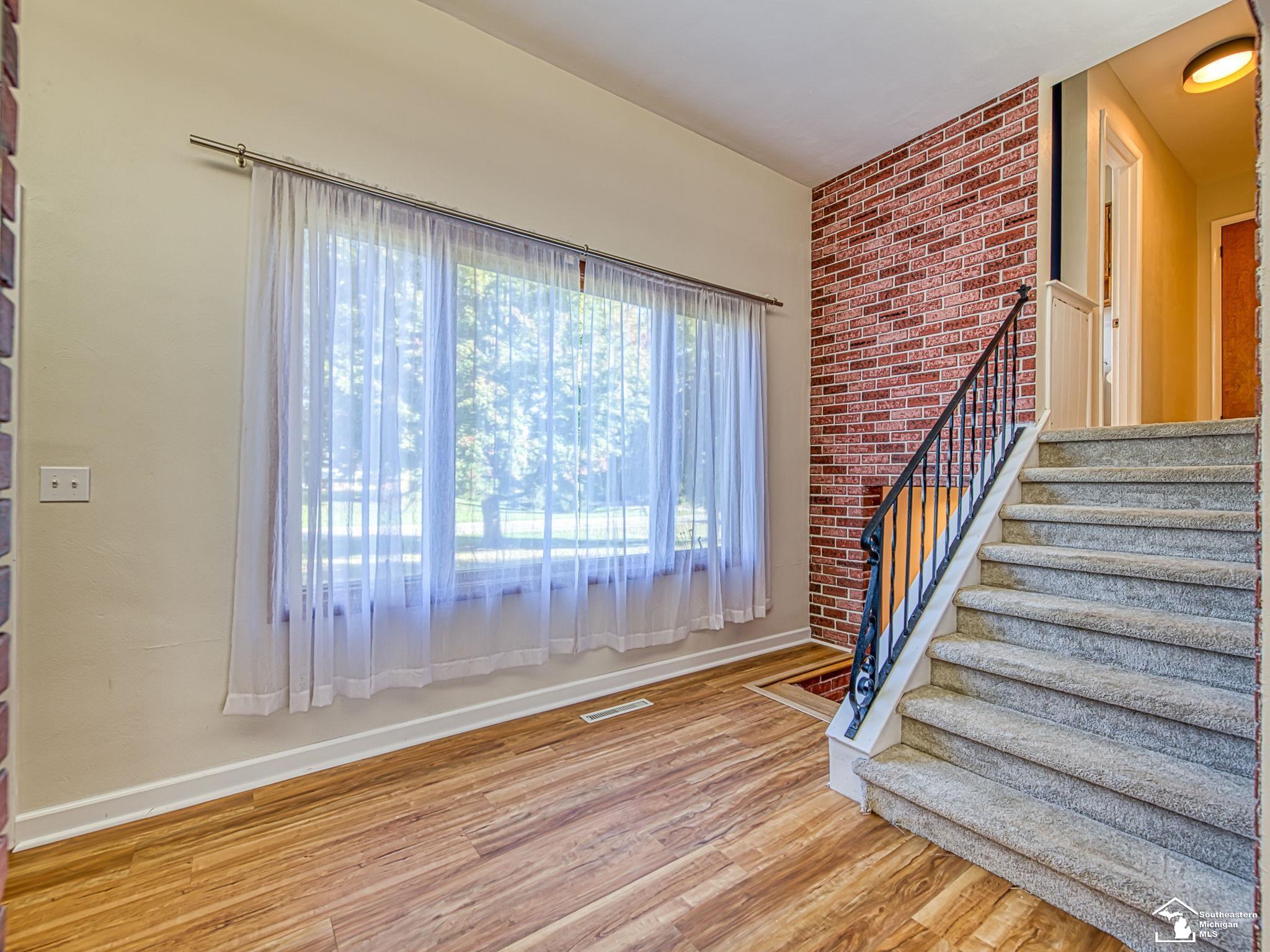 2863 Wiltshire Drive