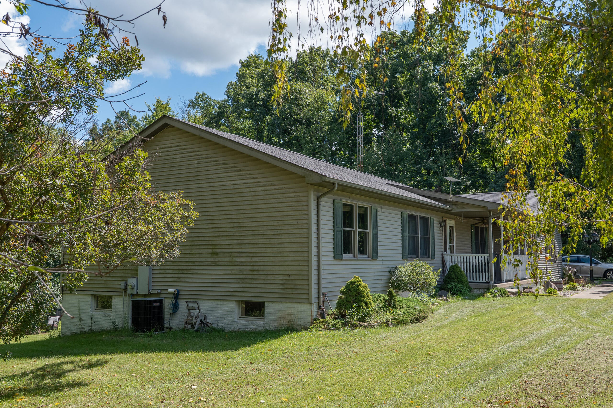 5749 Pioneer Road