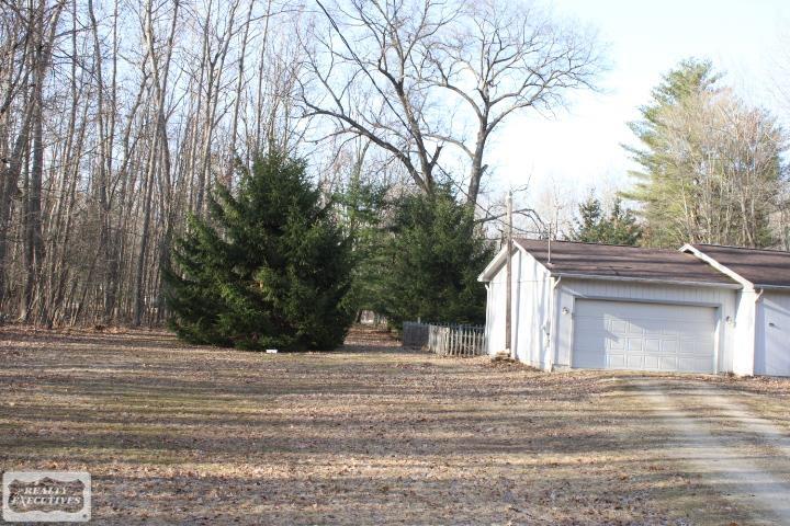6352 White Acre Road
