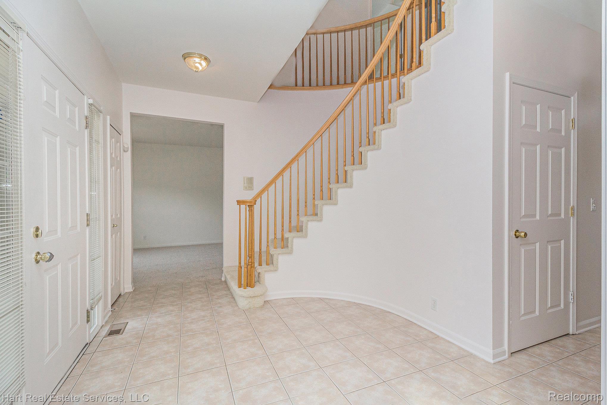 2106 Cattail Circle