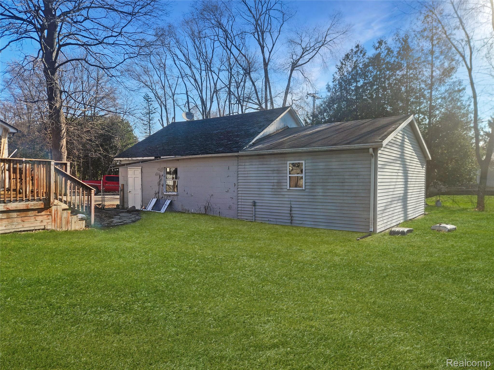 3461 Ravenswood Road