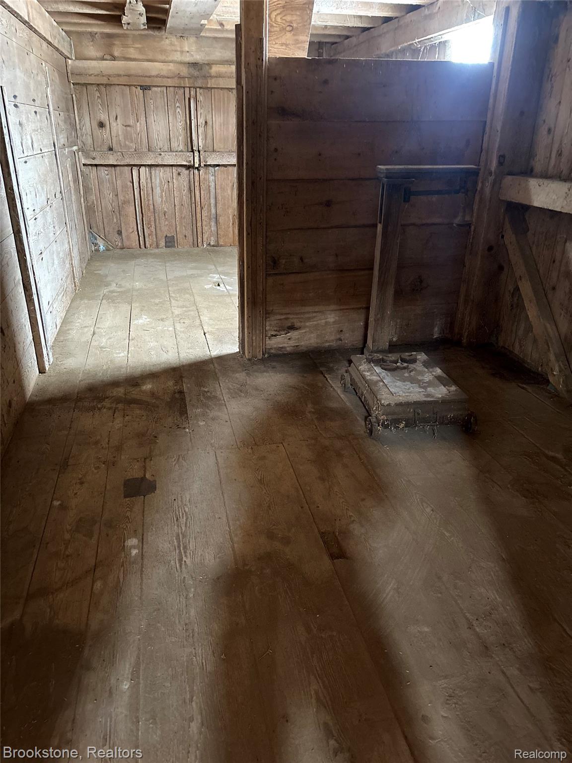 4677 Imlay City Road