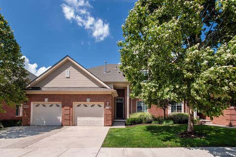 Photo of 29509 Woodpark Circle, Warren City, MI 48092 (MLS # 20261049952)