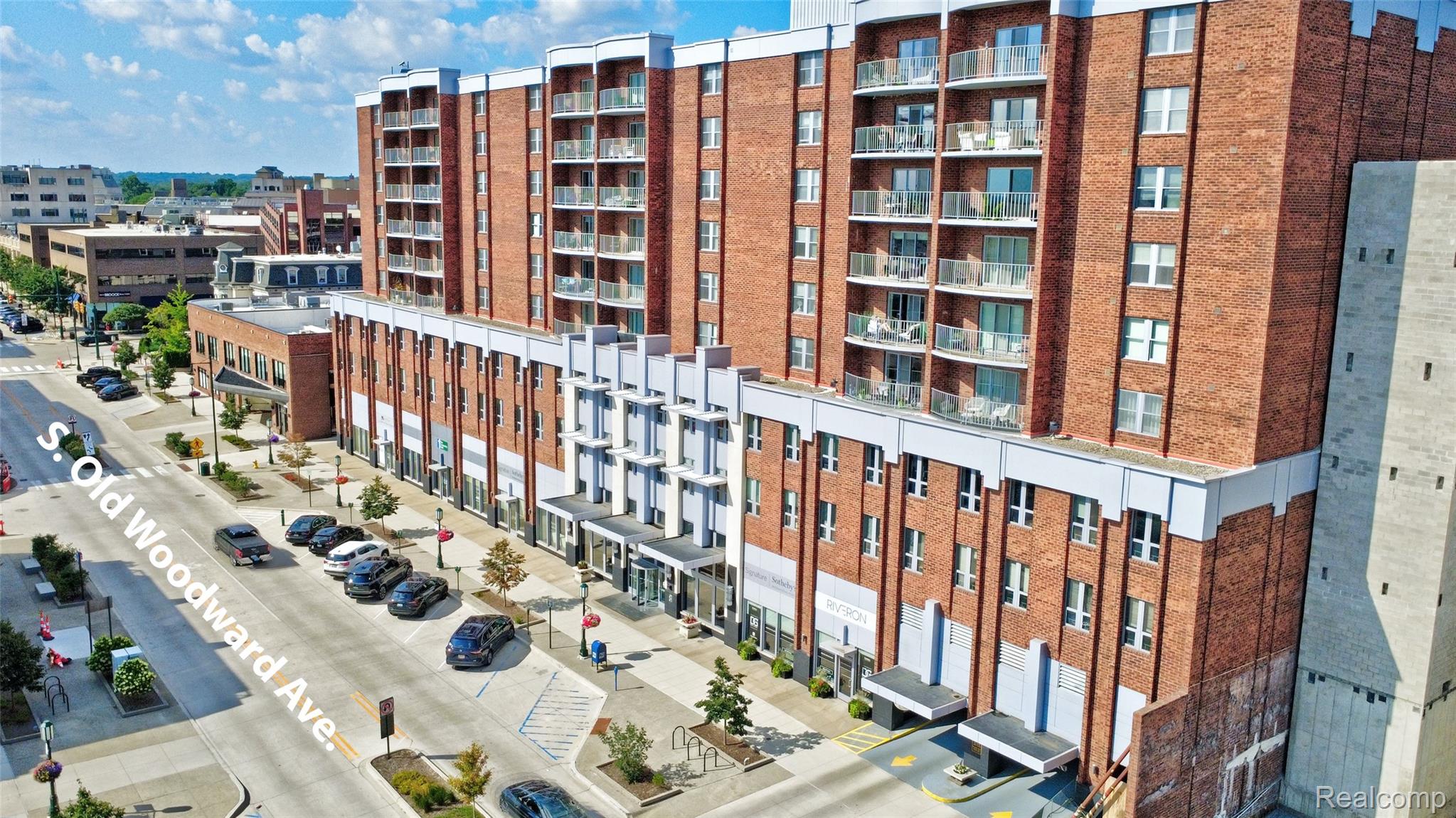 411 S Old Woodward Avenue 1022