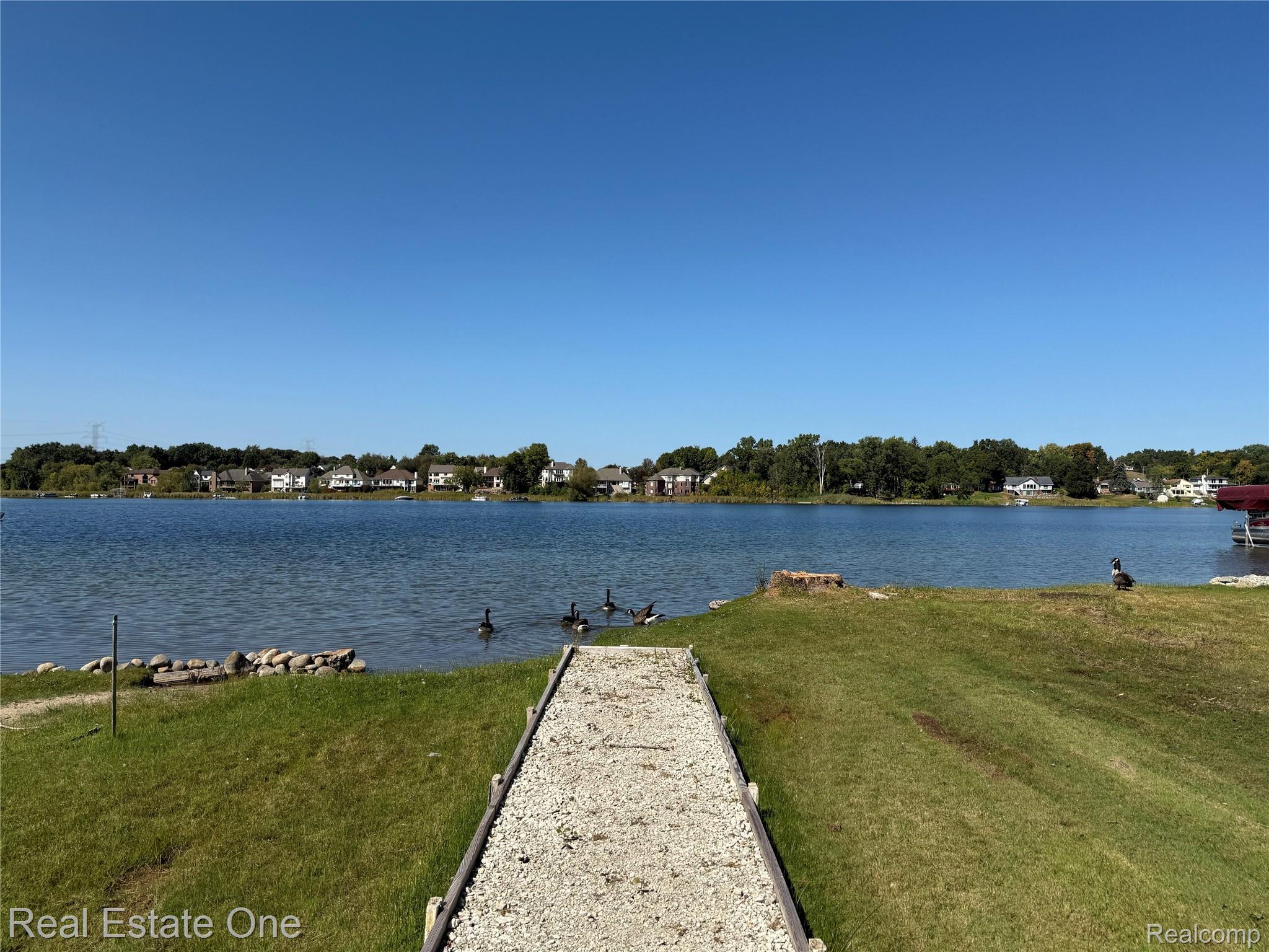 2910 LOON Drive