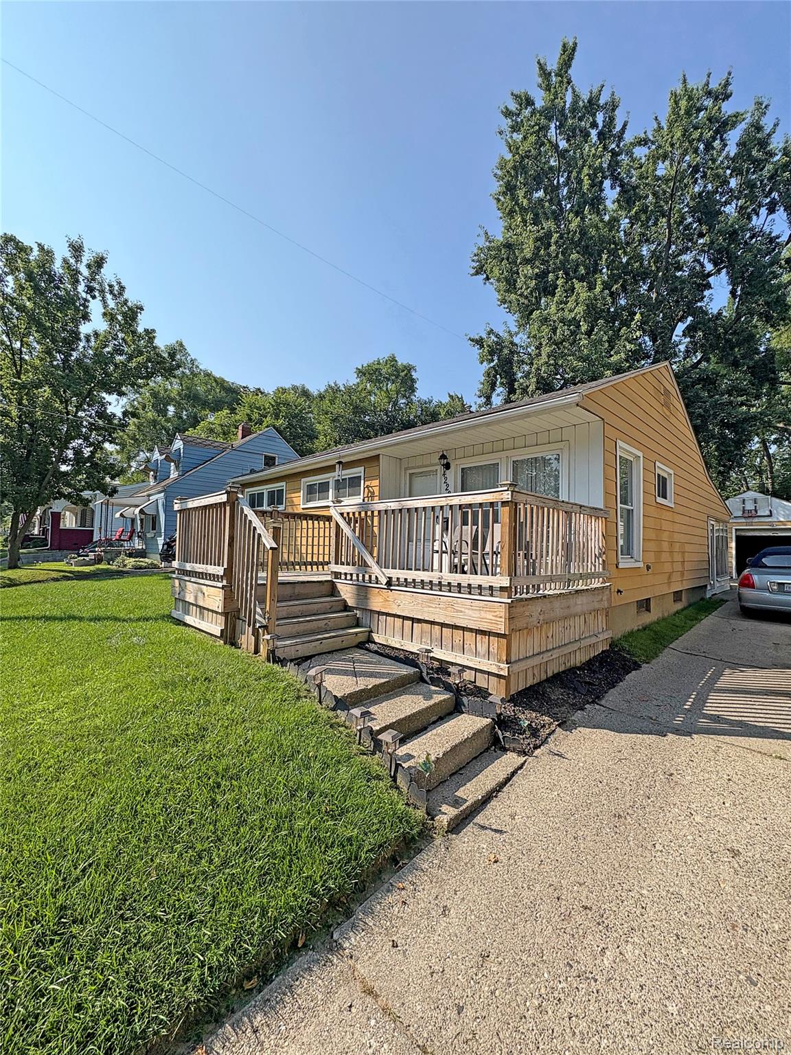 4222 Circle Drive