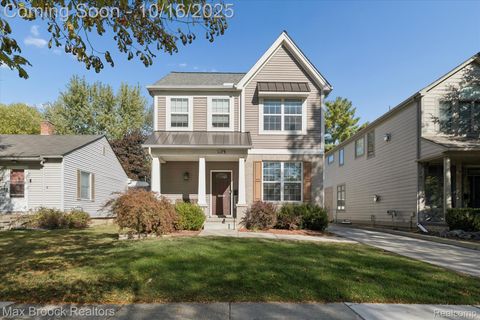1173 Davis Avenue Birmingham City MI 48009
