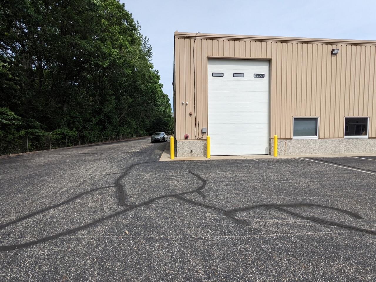 120 Aniline Avenue N 19 & 20