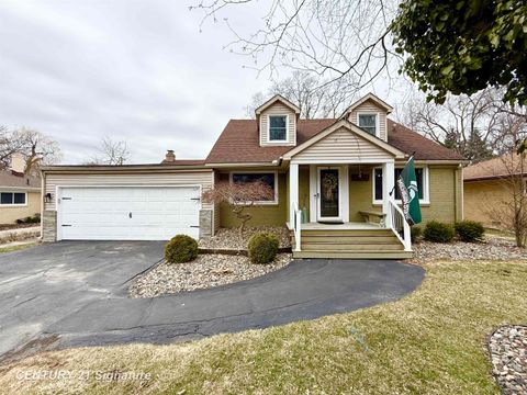 1655 Coolidge Avenue Saginaw Charter Township MI 48638