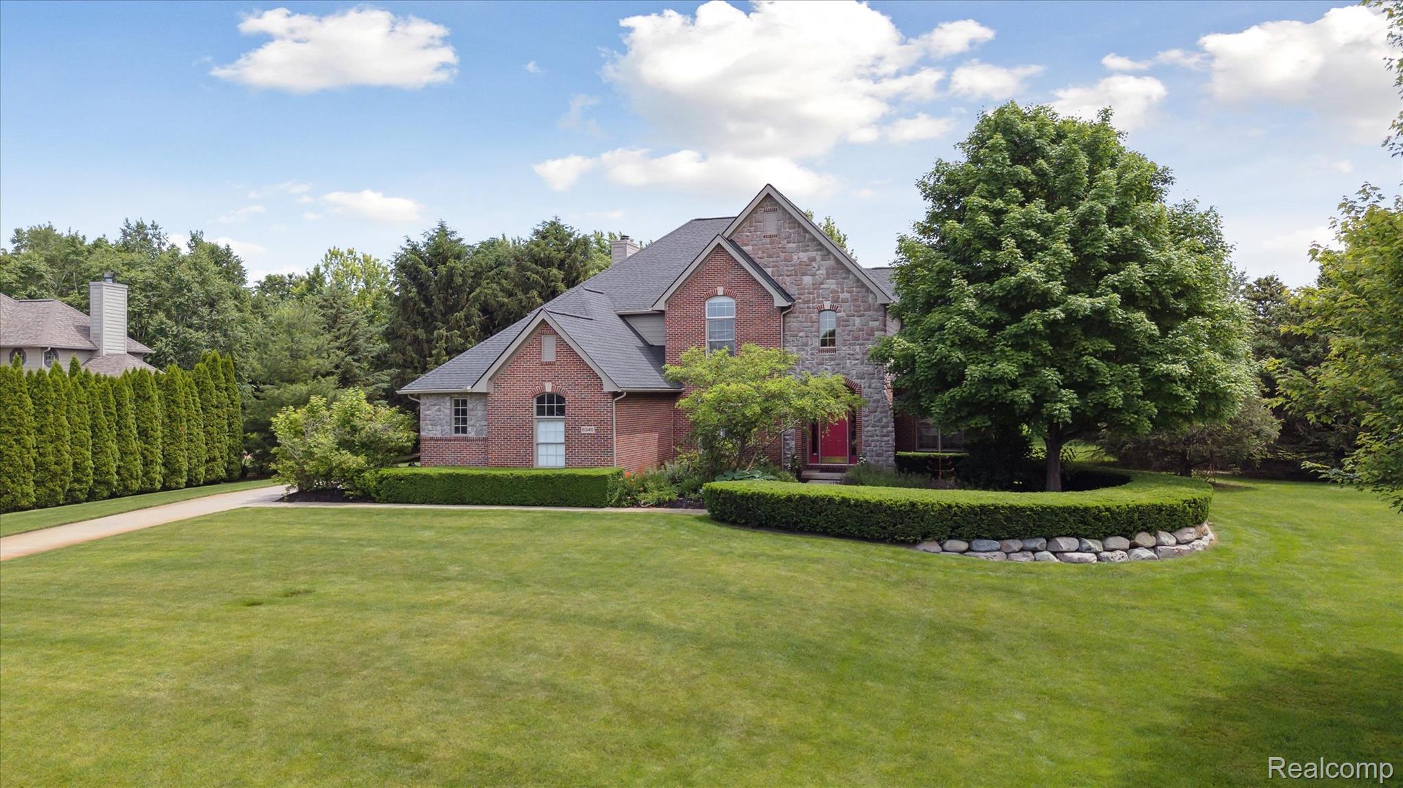 6345 Brookview Drive