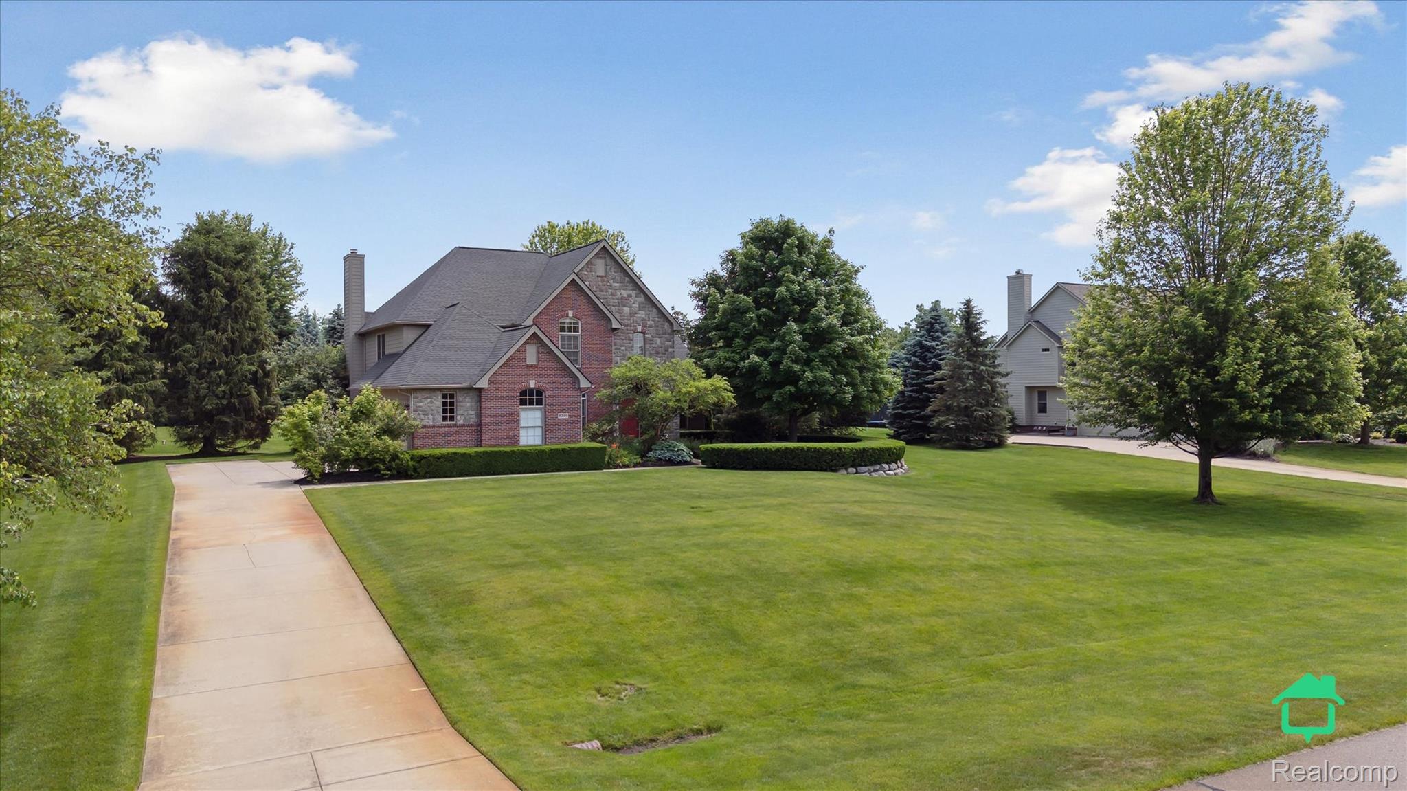 6345 Brookview Drive