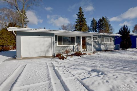 2203 Lambros Street Midland City MI 48642