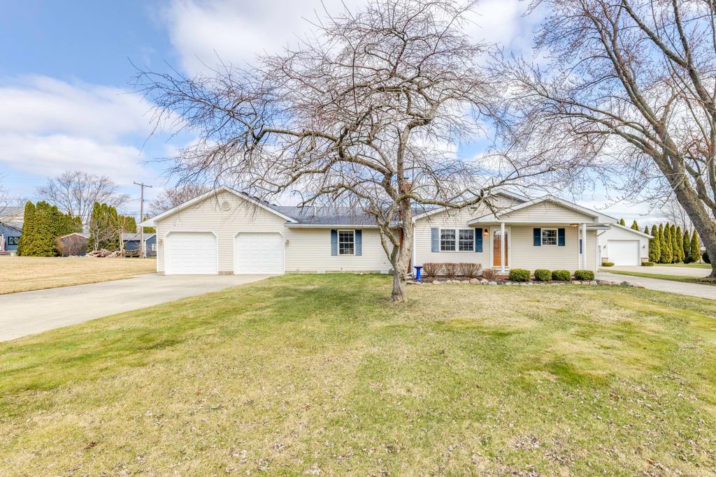 Photo of 7355 Cardinal Road, Worth Township, MI 48450 (MLS # 58050203921)