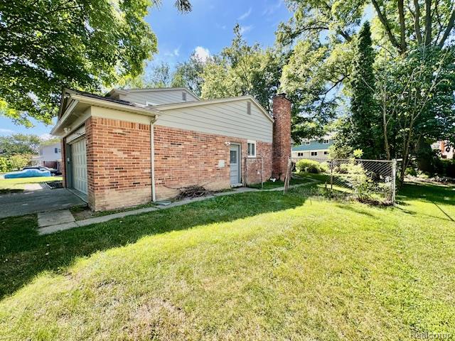 4205 Hardwoods Drive