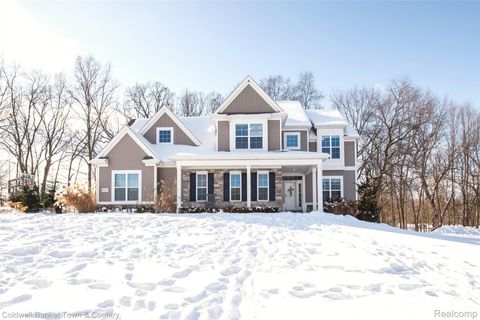 9522 Chalfonte Drive Green Oak Township MI 48116