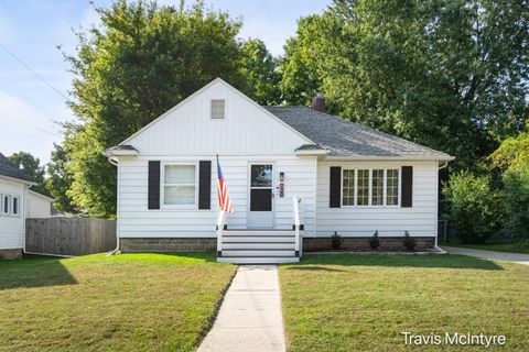 720 W Bond Street Hastings City MI 49058