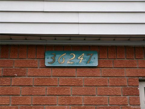 36247 Hathaway Street New Baltimore City MI 48047