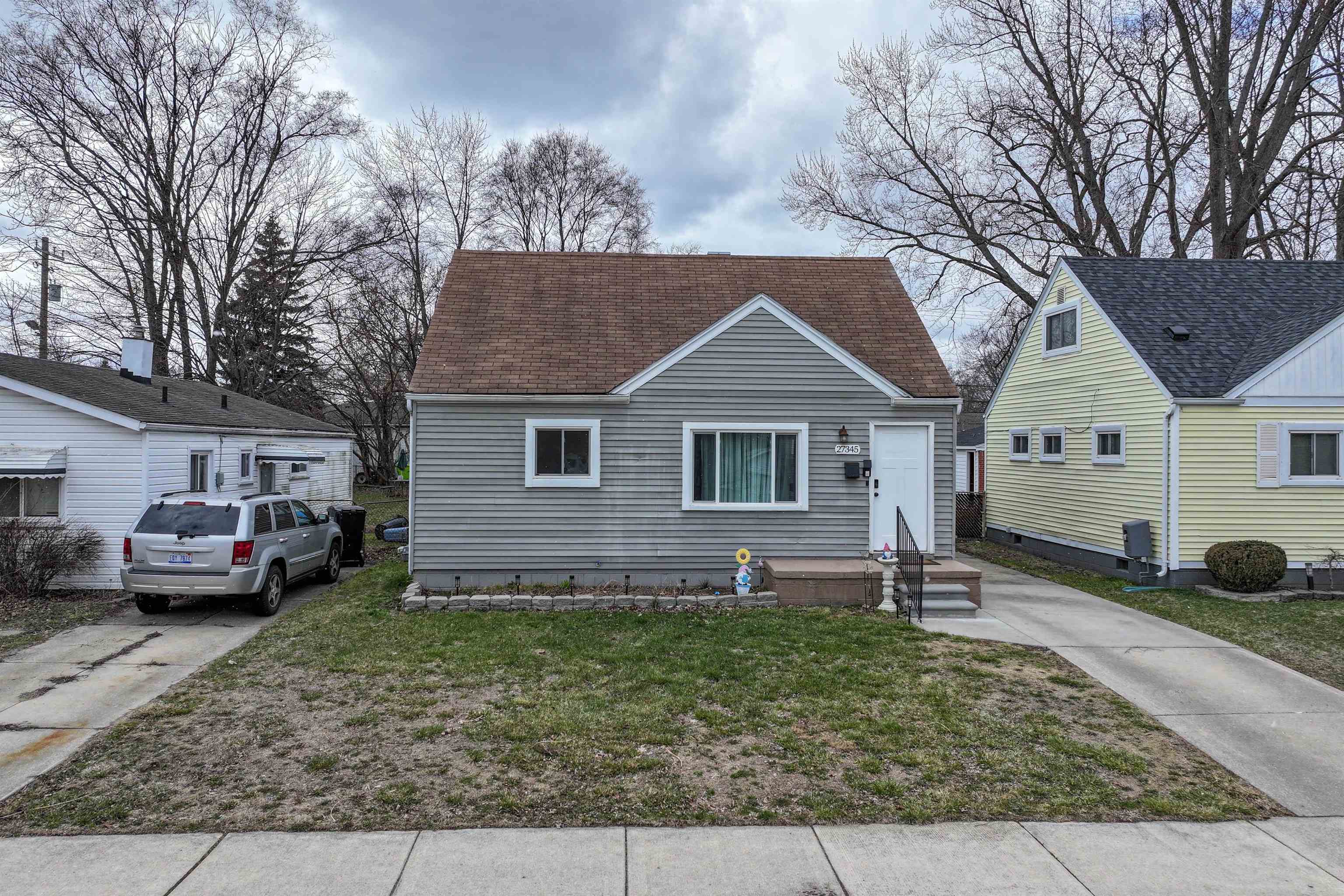 27345 Palmer Street Street