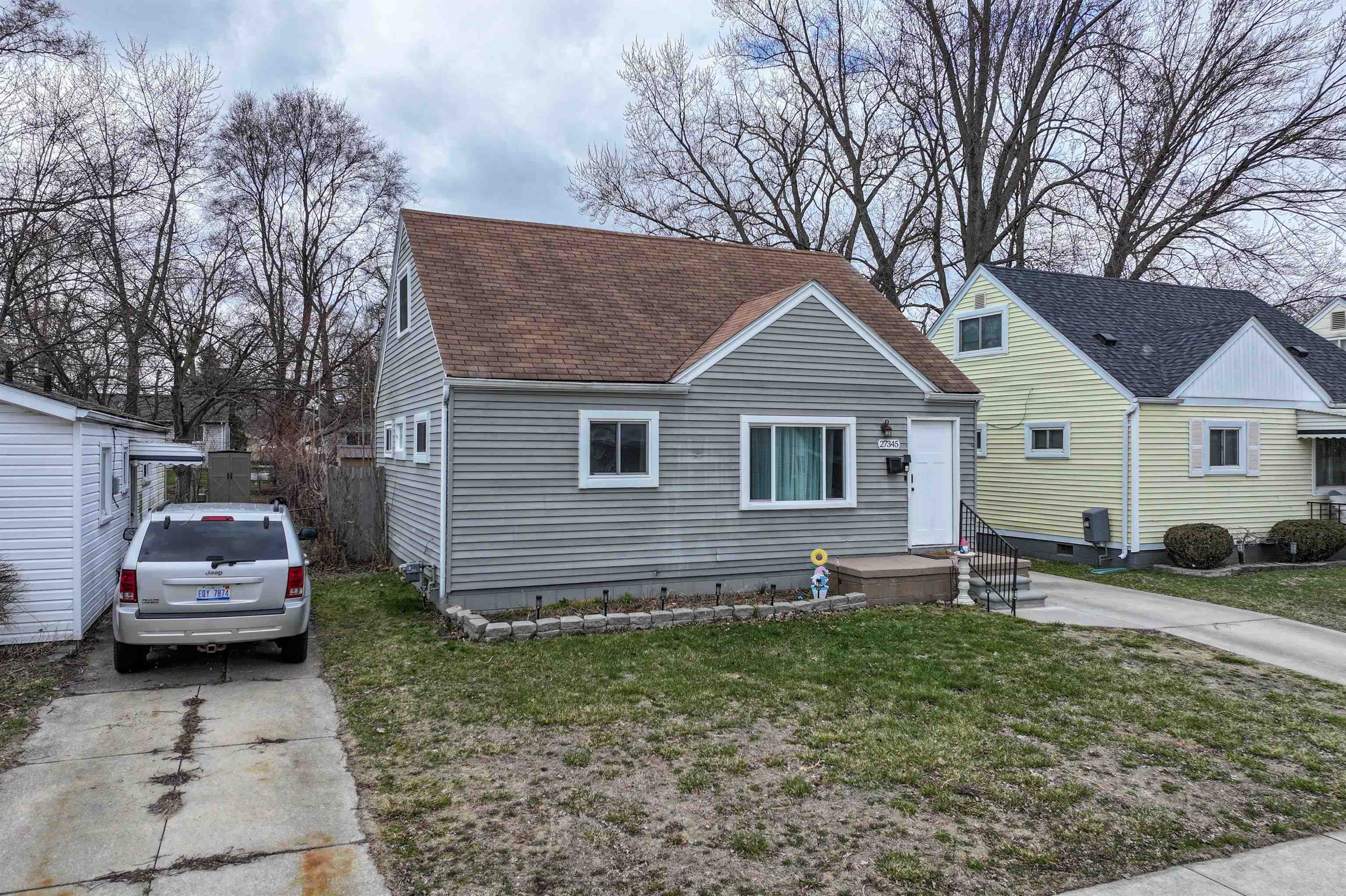 27345 Palmer Street Street