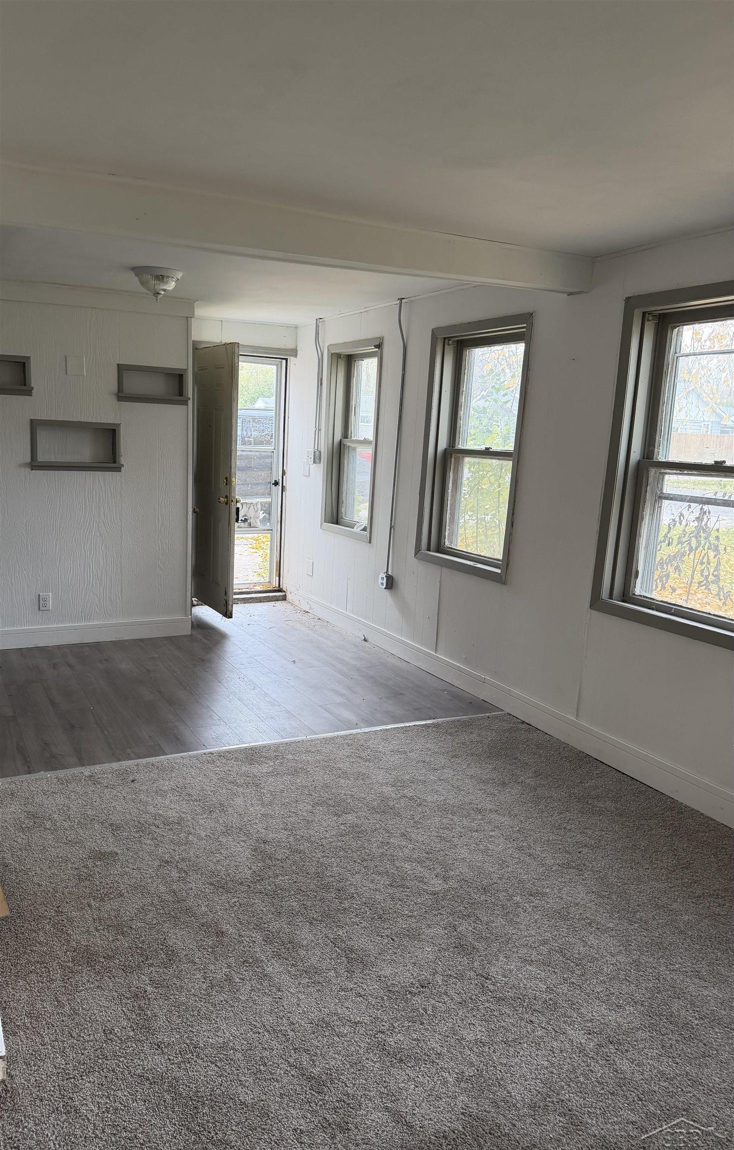 3016 Fairview Street