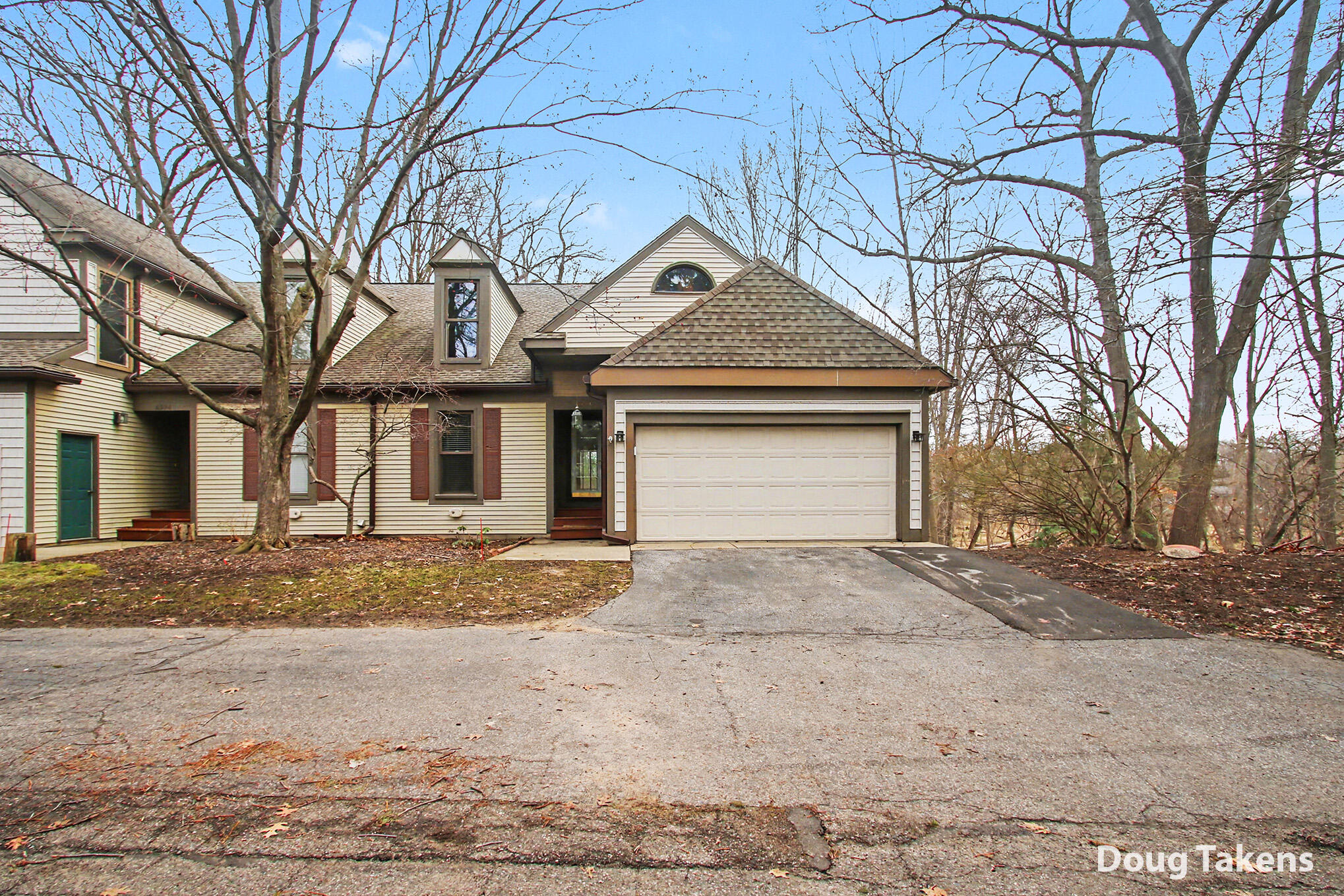 4386 Ridge Lane SW