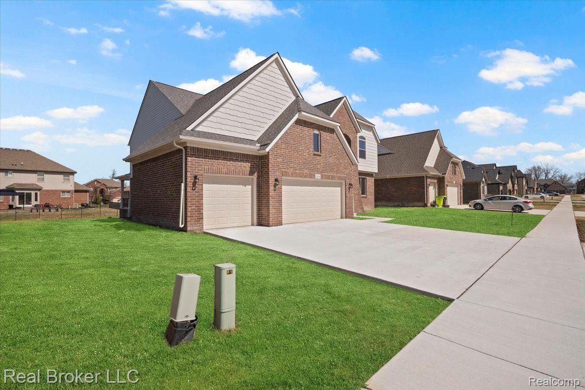 24599 BROOKSHIRE Drive