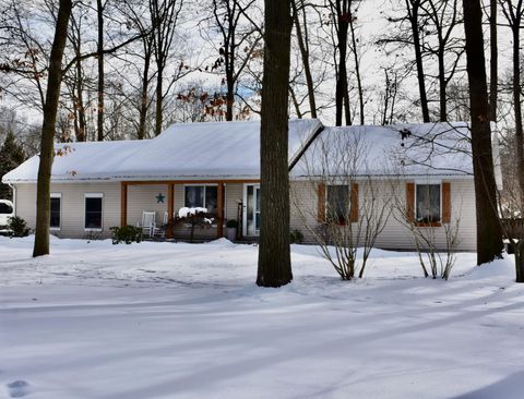 Photo of 15324 Grand Oak Road, Grand Haven Charter Township, MI 49417 (MLS # 71026004559)