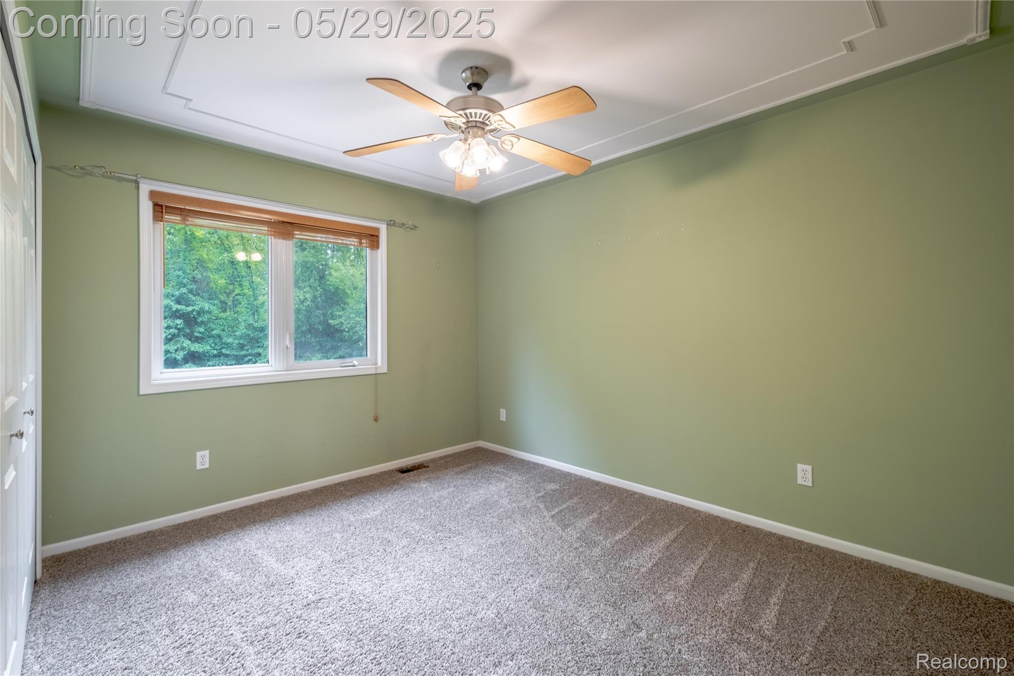 Howell City, Michigan 48843, United States, 3 Bedrooms Bedrooms, ,4 BathroomsBathrooms,Residential,Pending,137948