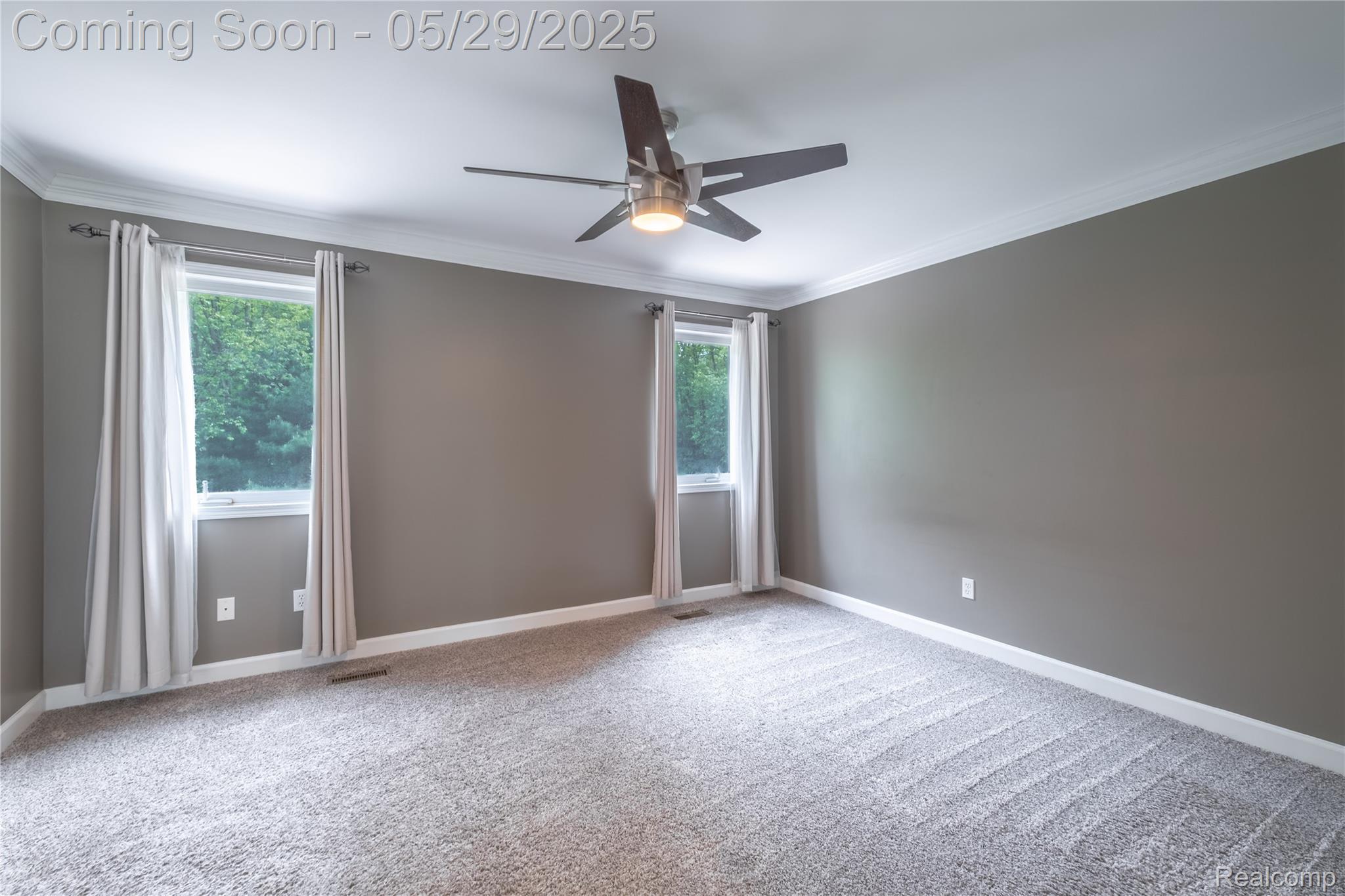 Howell City, Michigan 48843, United States, 3 Bedrooms Bedrooms, ,4 BathroomsBathrooms,Residential,Pending,137948