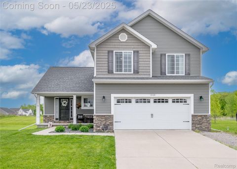 13109 River Rock Pass Fenton Charter Township MI 48451