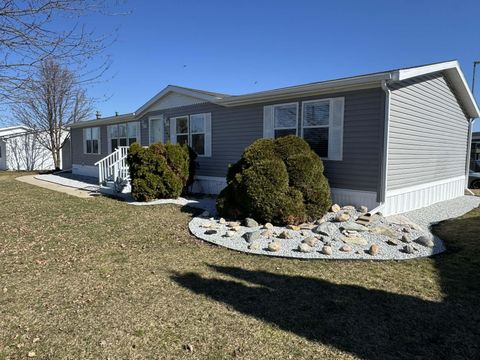 7204 E Grand River Ave Lot 142 Portland Township MI 48875