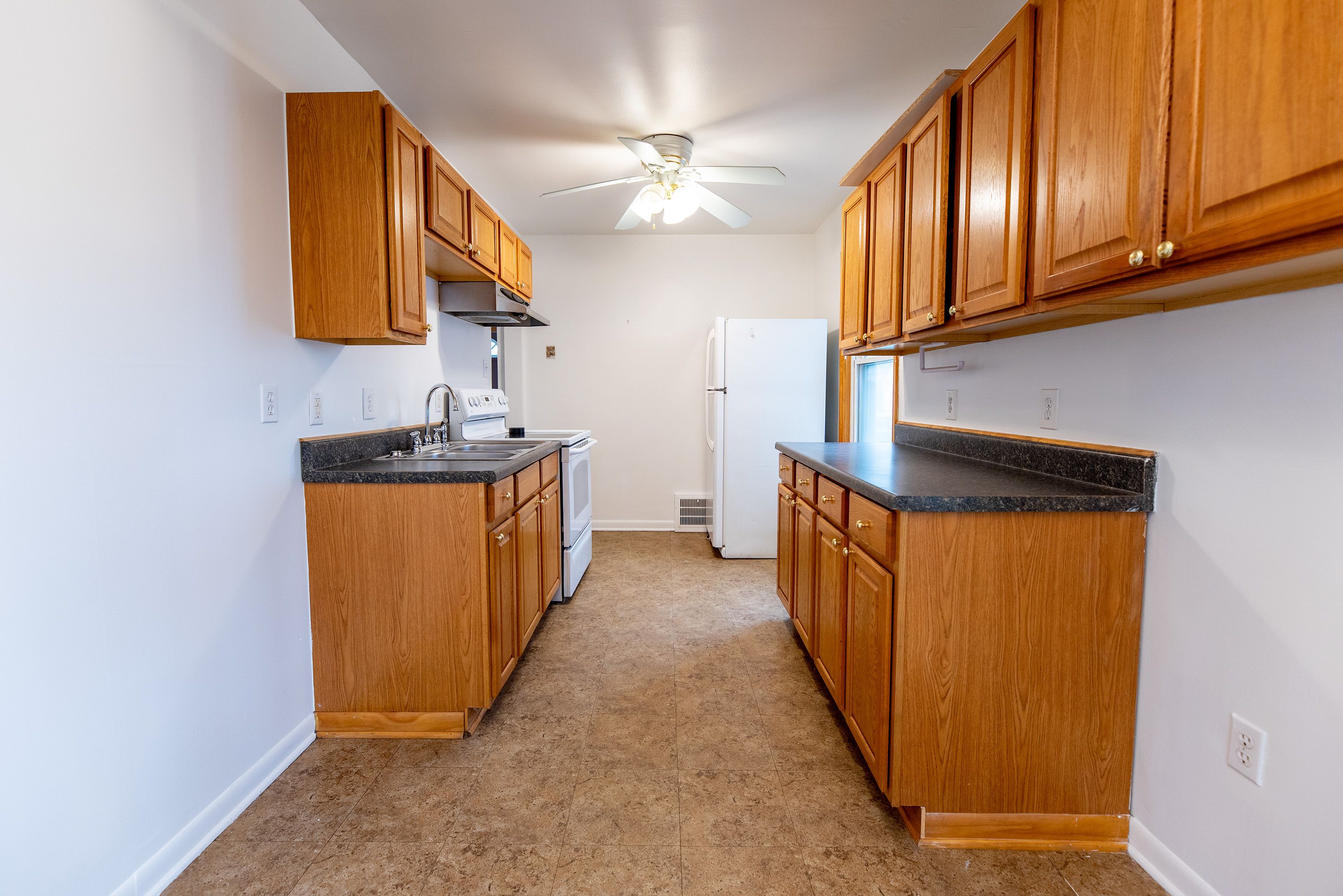 1529 MOHAWK Avenue