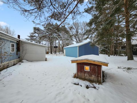 A home in MapleGroveTownship_Manistee