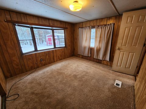 A home in MapleGroveTownship_Manistee