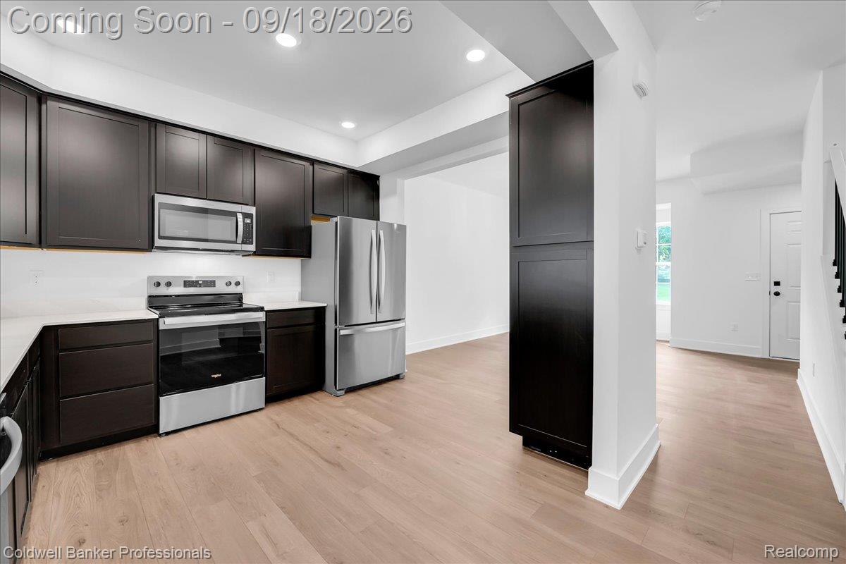 512 Village Lane