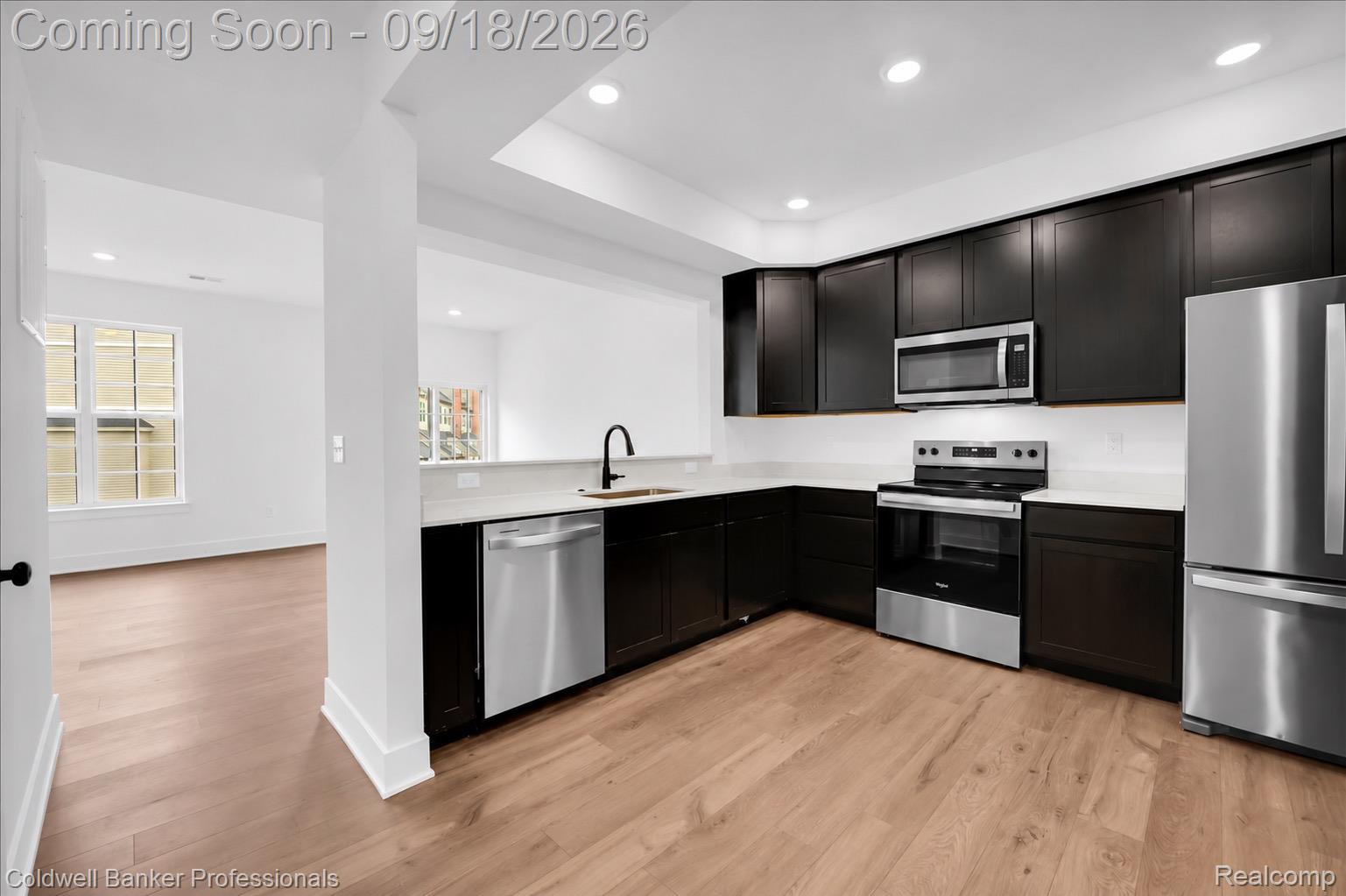 512 Village Lane