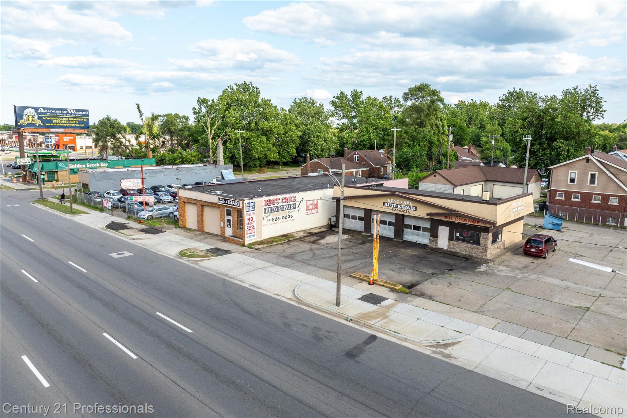 1790 E 8 mile Road