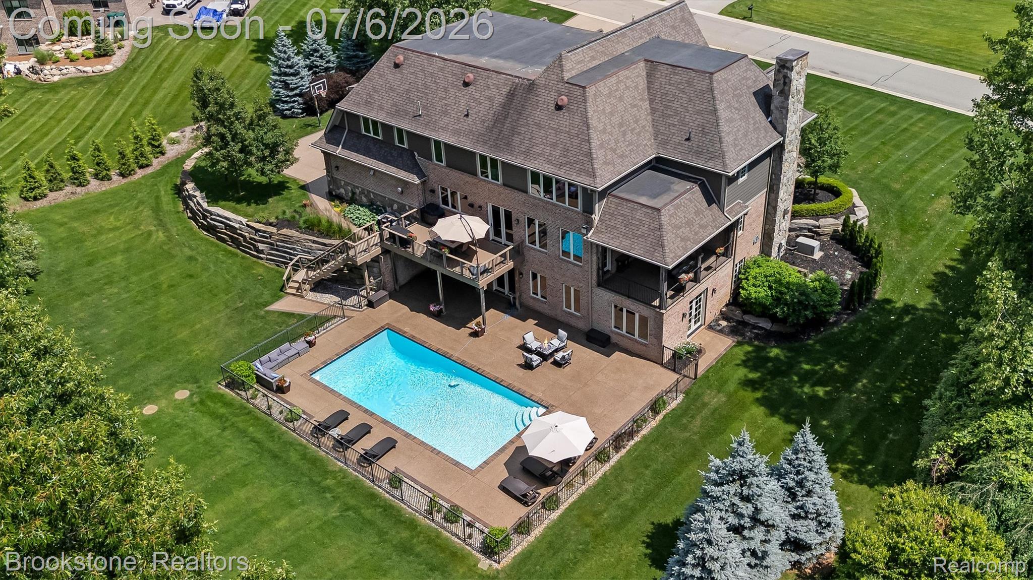 5458 Boulderwood Ridge