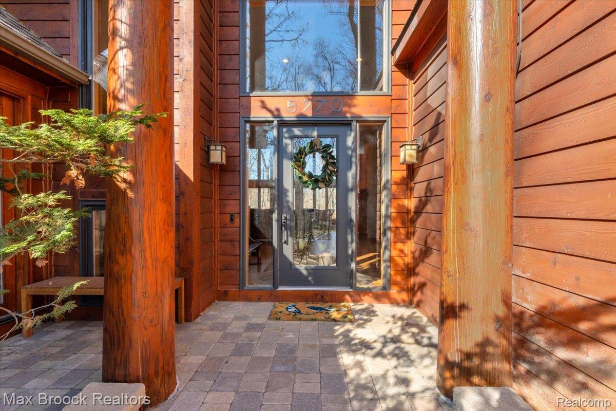 5970 Lynne Hollow Drive