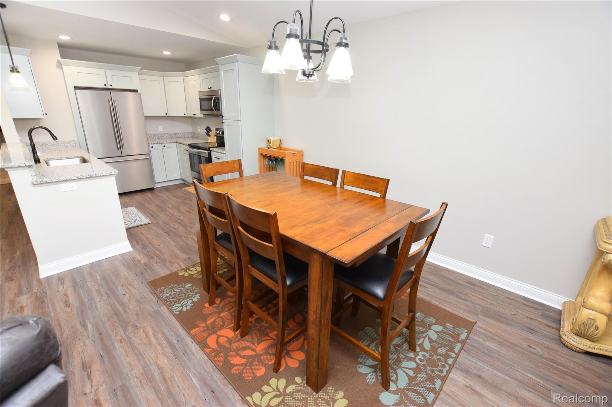 899 Watercress Lane