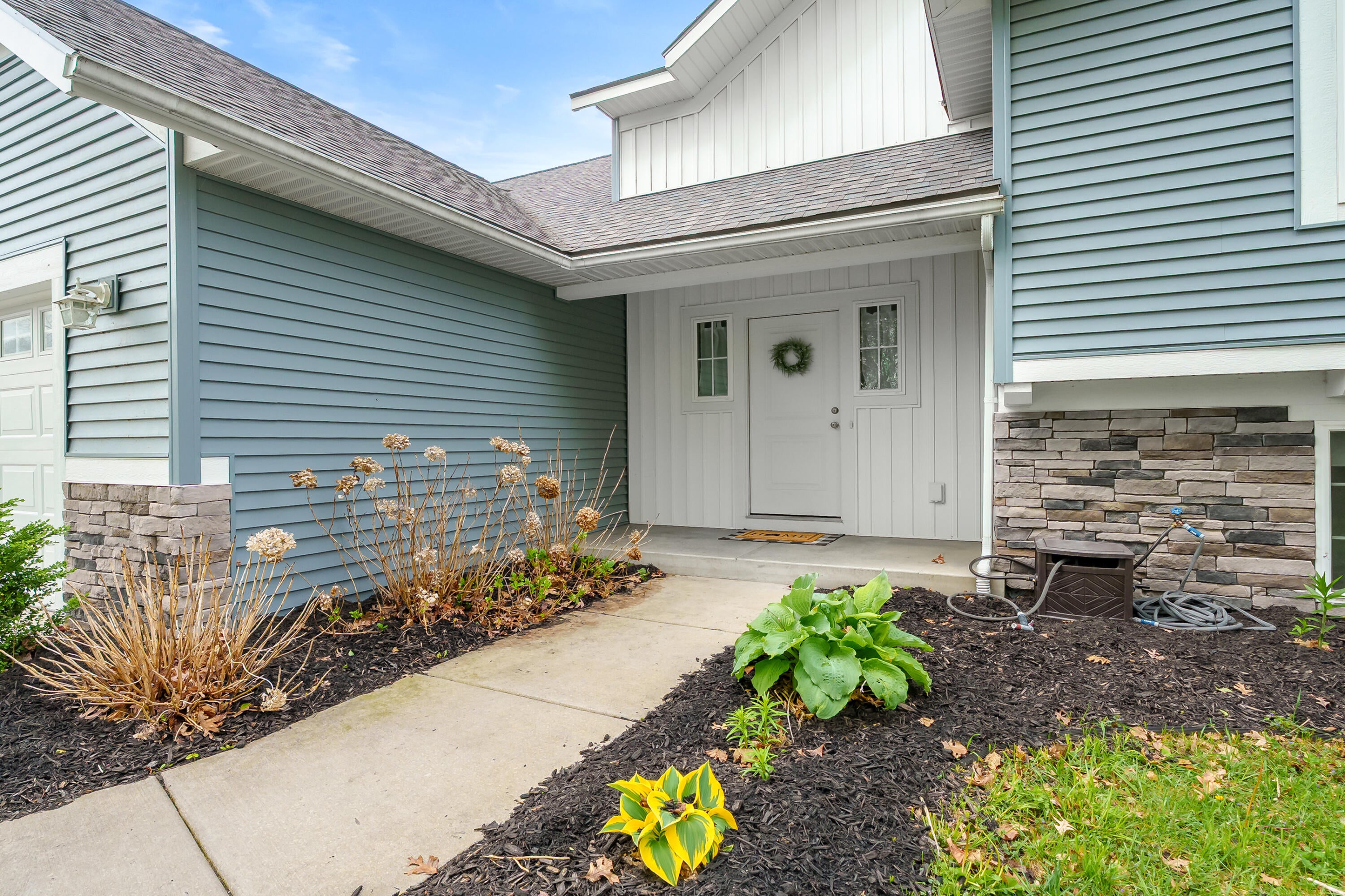 1946 Cygnet Drive