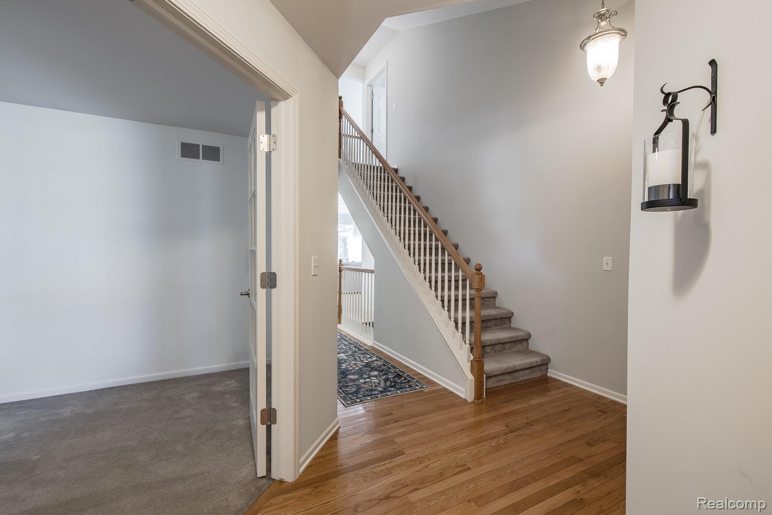 8171 Timber Trail