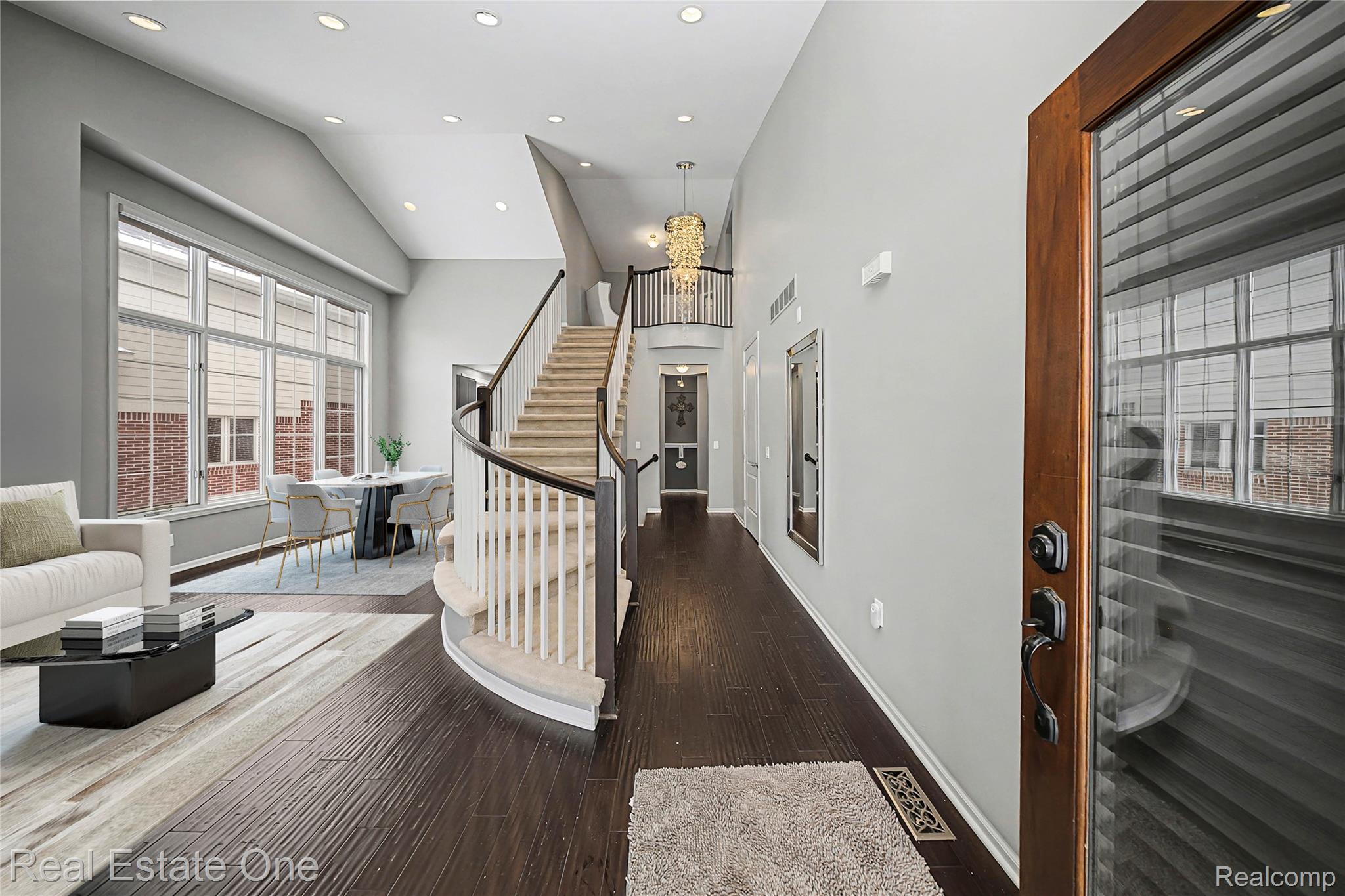 5608 Pembrooke Crossing