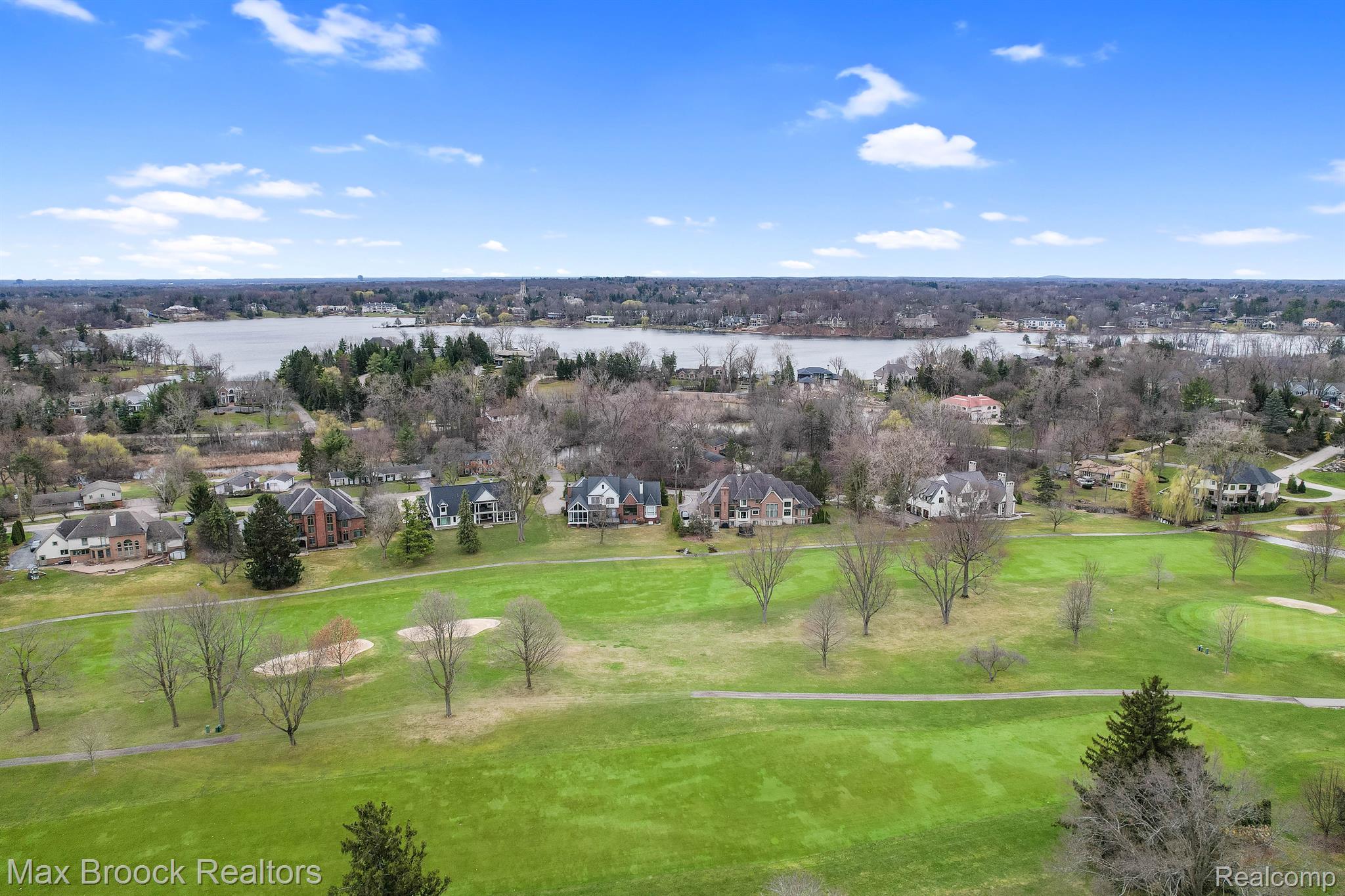 2905 W HICKORY GROVE Road