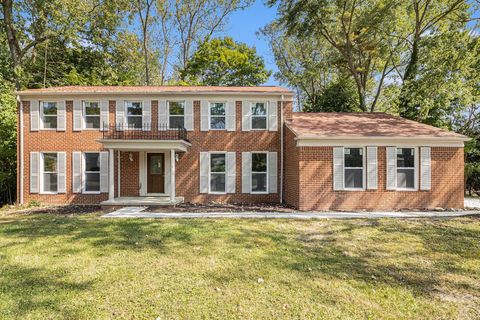 Tiny photo for 4841 Leesburg Drive, West Bloomfield Charter Township, MI 48323 (MLS # 5050203270)