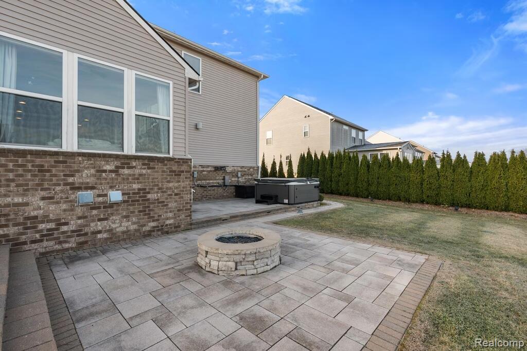 16089 Diamante Drive