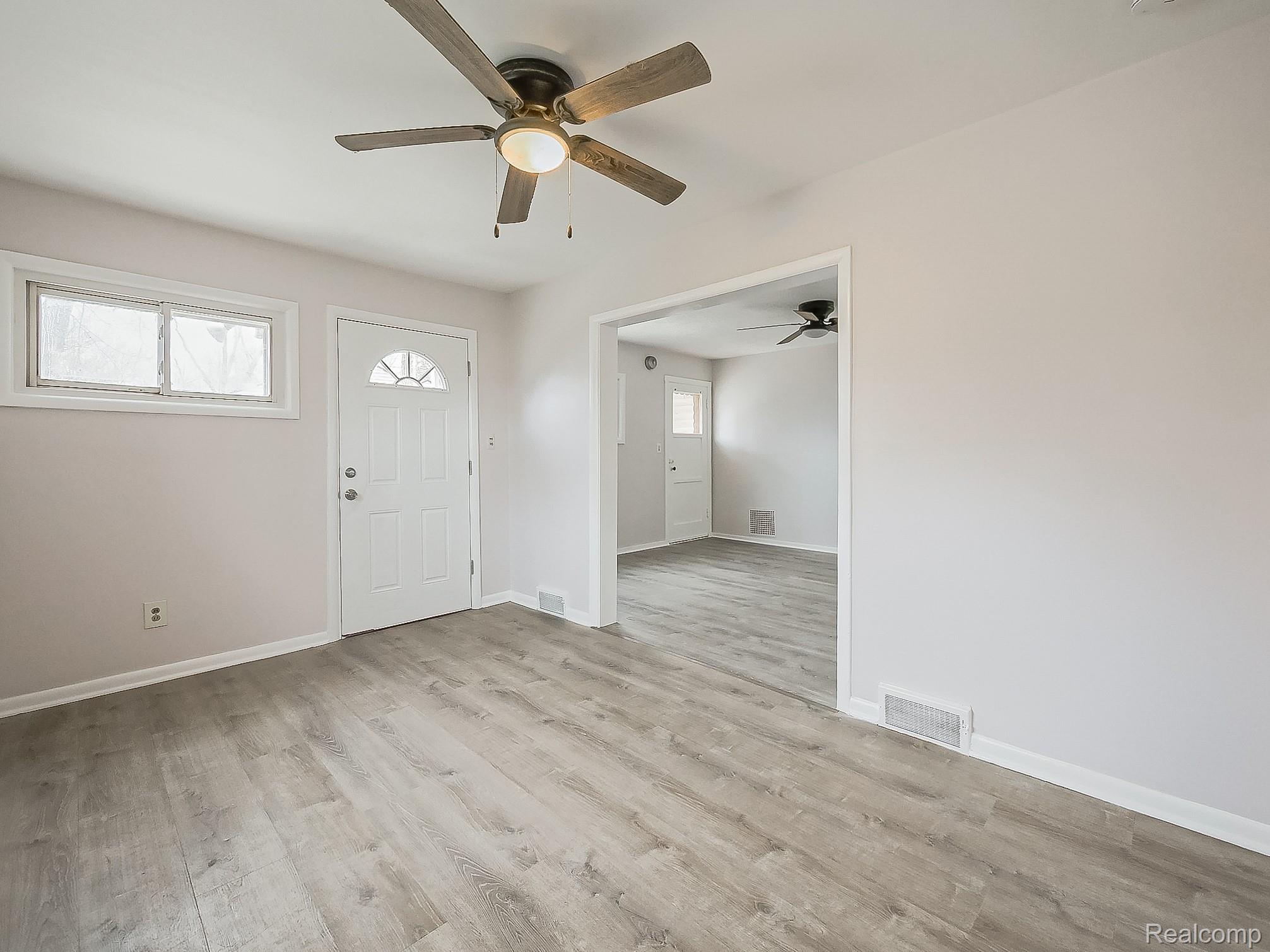 32521 Newaygo Street