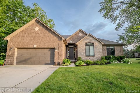 Photo of 11240 29 Mile Road, Washington Township, MI 48094 (MLS # 20251027526)