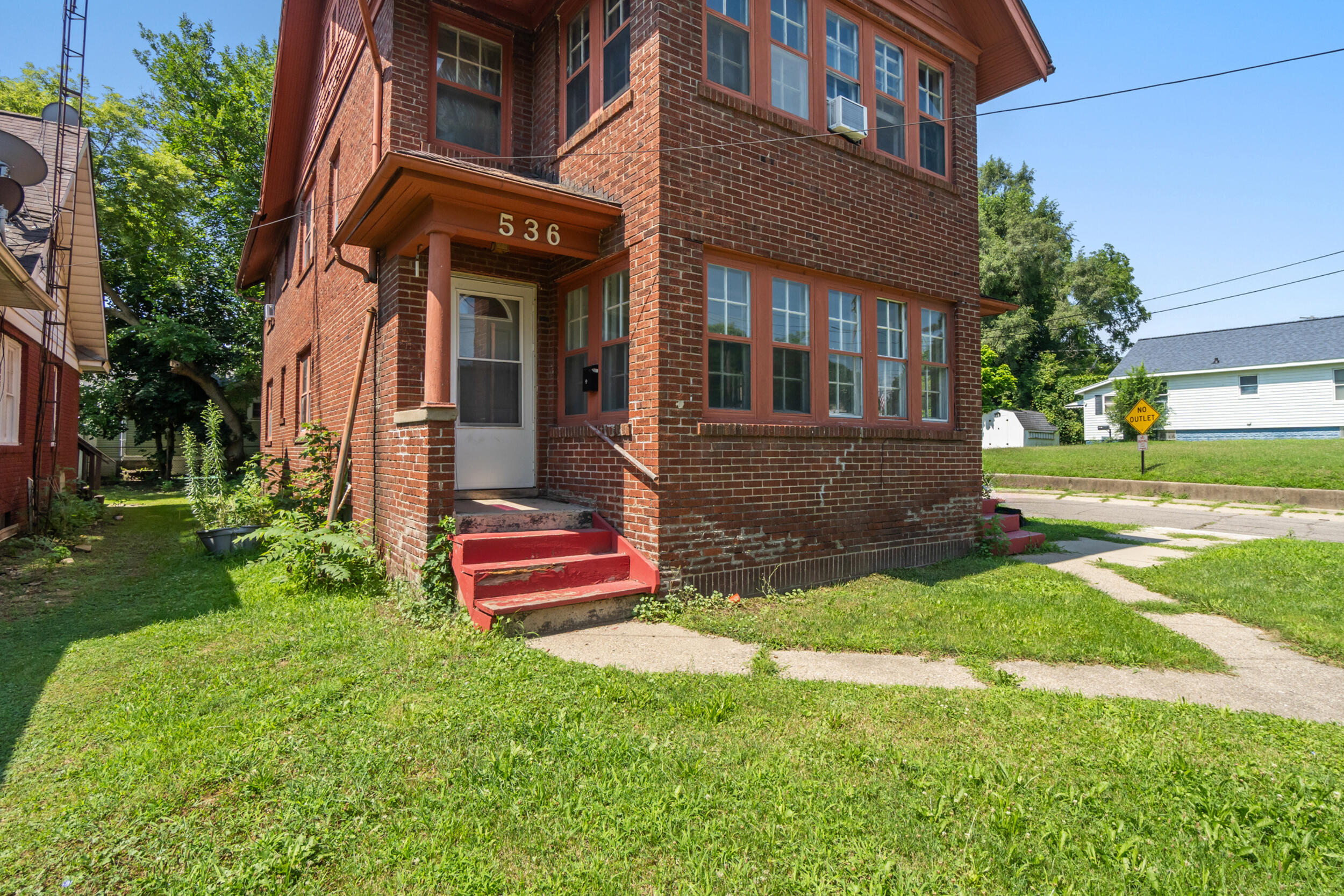 536 Lansing Avenue