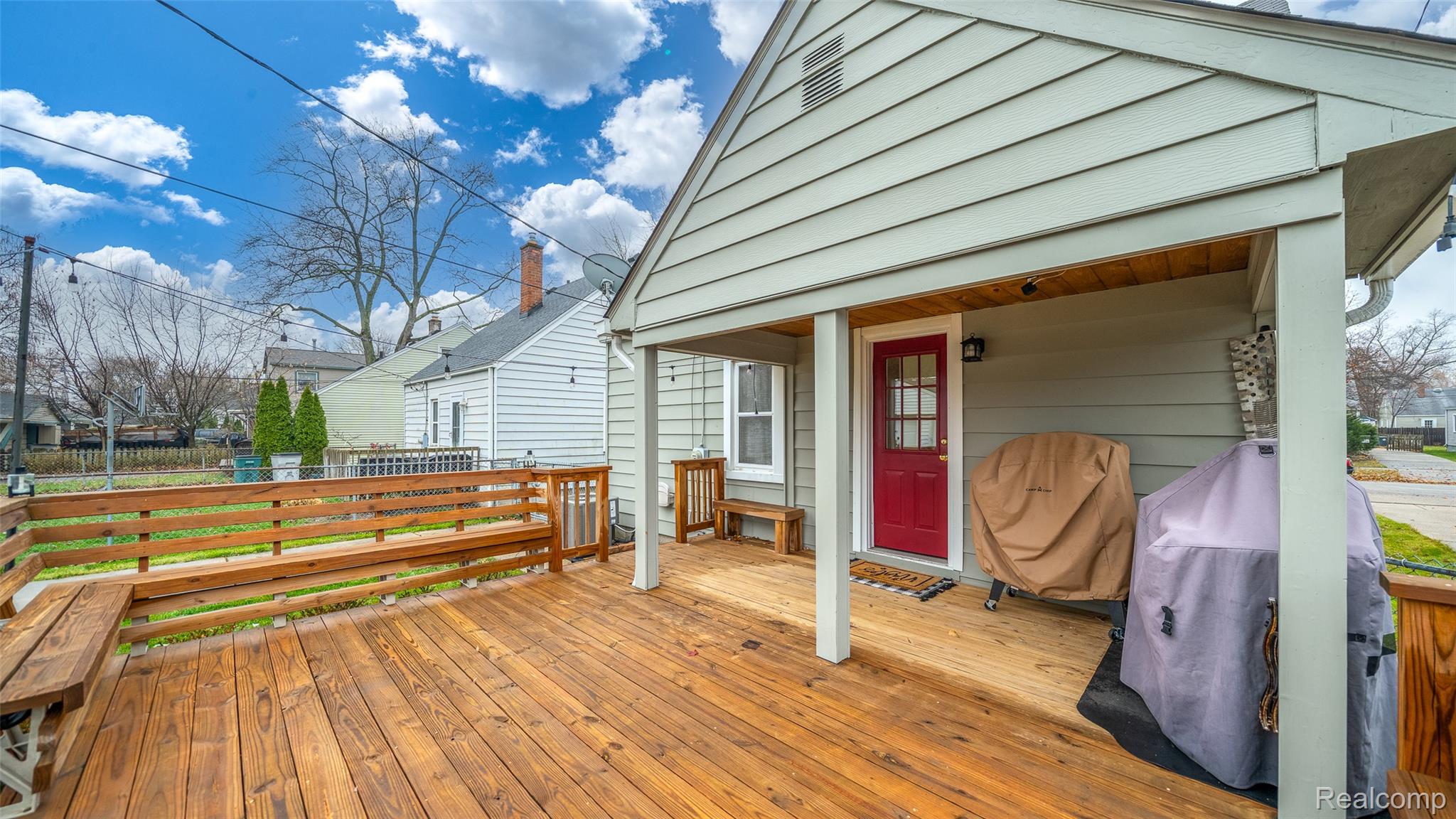 2756 Buckingham Avenue